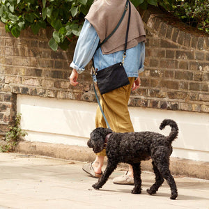 kintails dog walkng bag black